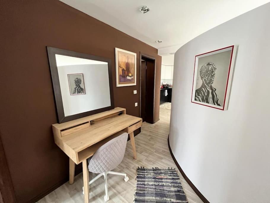Kazanlak Large Guest House Apartment Near The Center With Full Kitchen & Dining Room, King Beds, Garden Patio, Free Parking & Self Check-In المظهر الخارجي الصورة